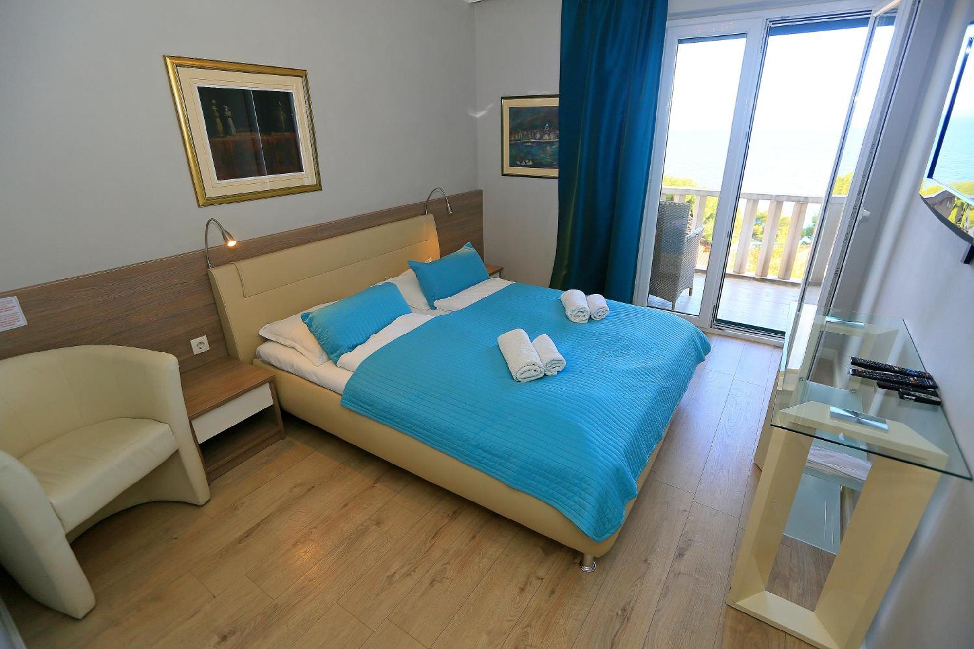 Bose Apartment