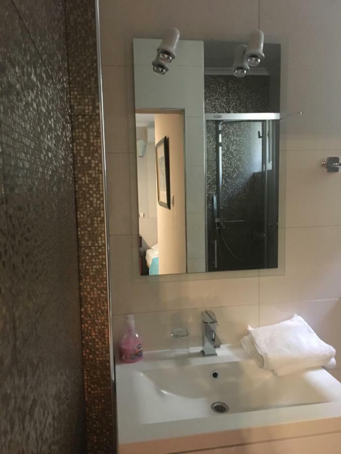Bose Apartment *